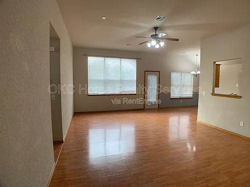 16229 Everglade Ln Photo 1