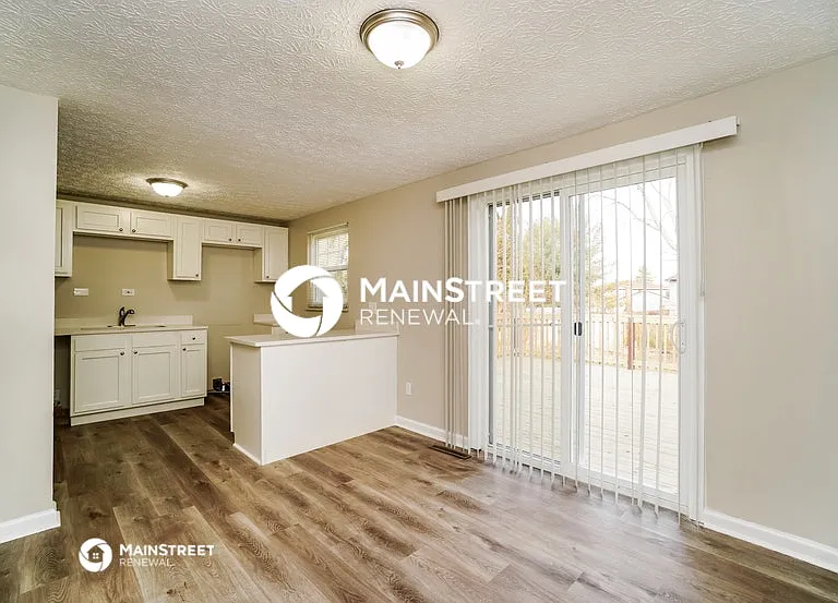 6710 Skywae Dr — Photo 7