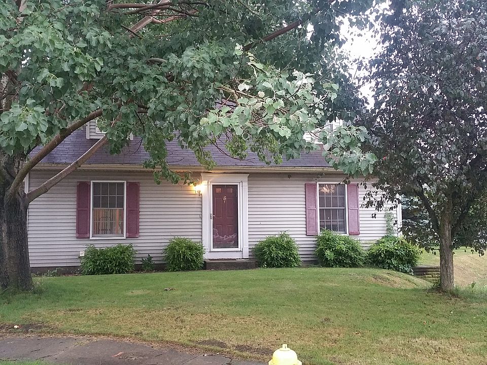 1st image of 504 Bayberry Dr