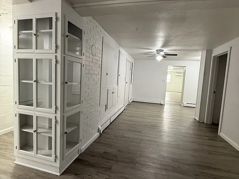 521 Savoy Ave — Photo 13