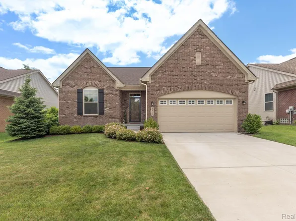 8310 Ardmoor Dr, Ypsilanti, MI 48198