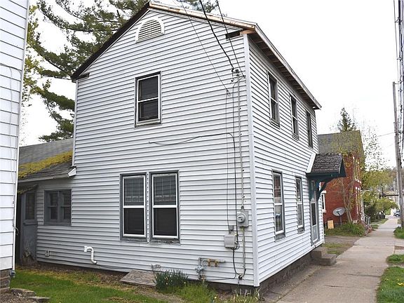 3rd image of 838 Liberty St