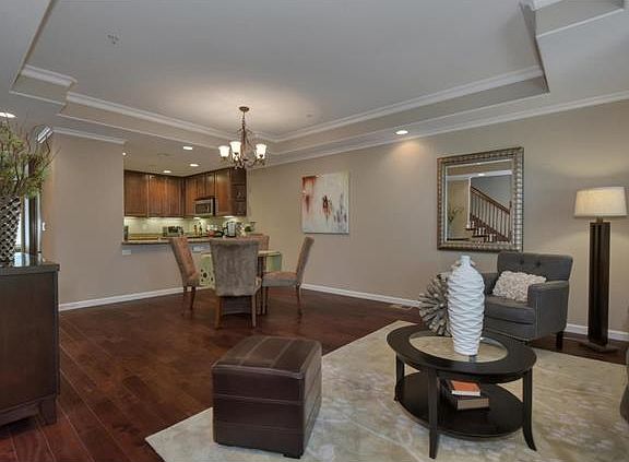 5th image of 2218 Woodberry Lane