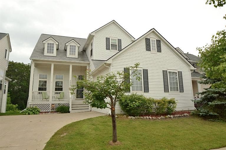 1st image of 1553 Chapleau Dr