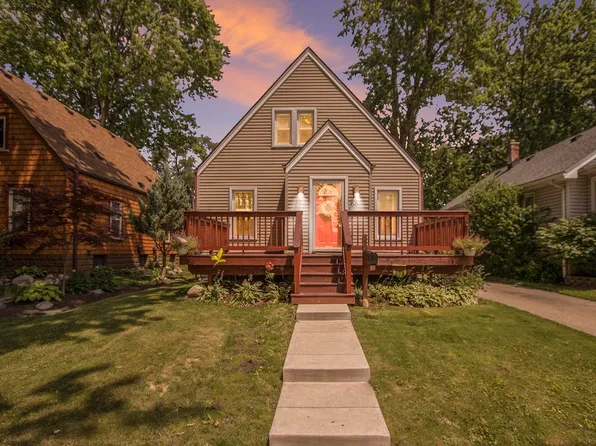 68 High St, Mount Clemens, MI 48043