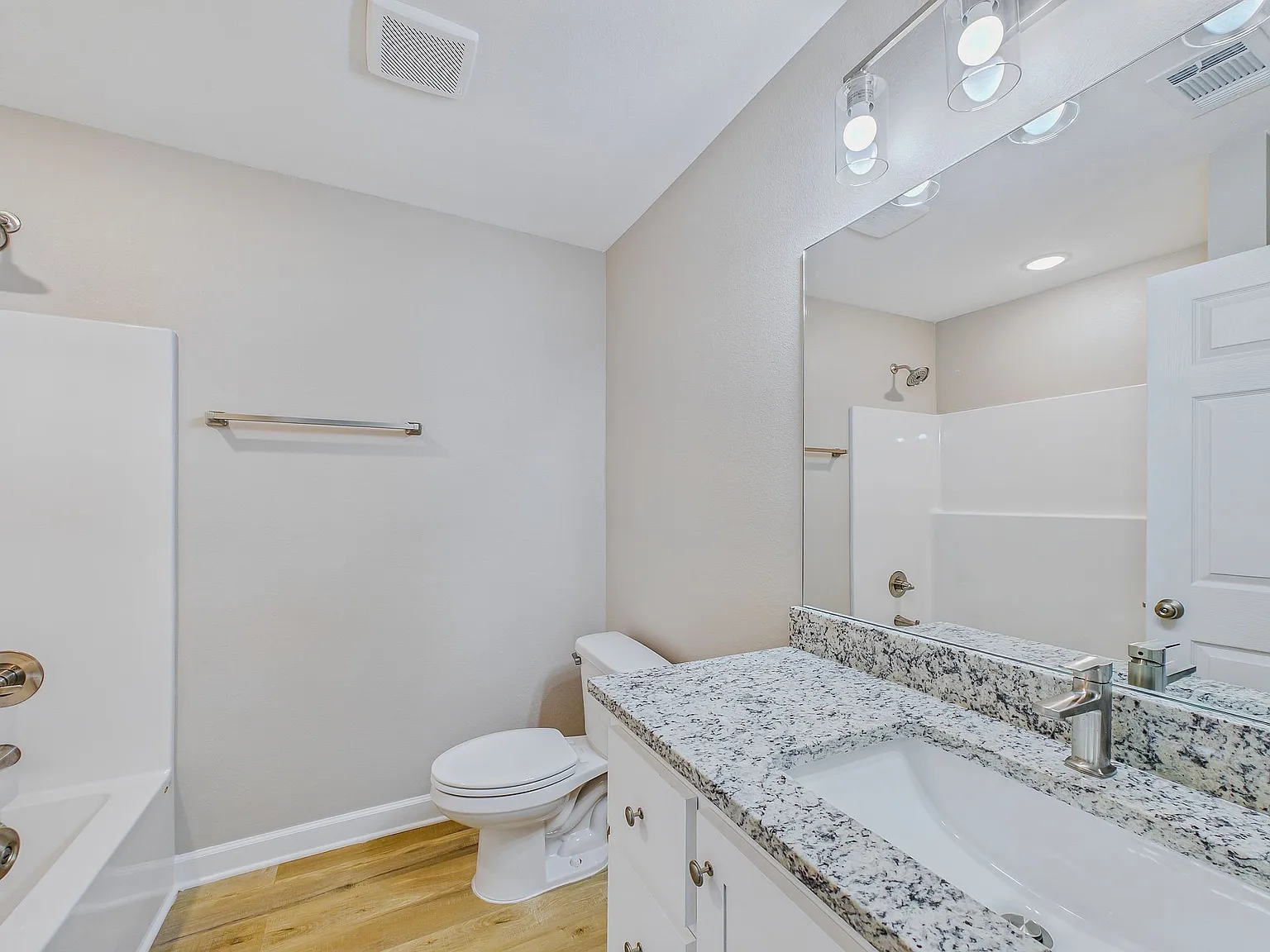1718 S Brown St — Photo 3
