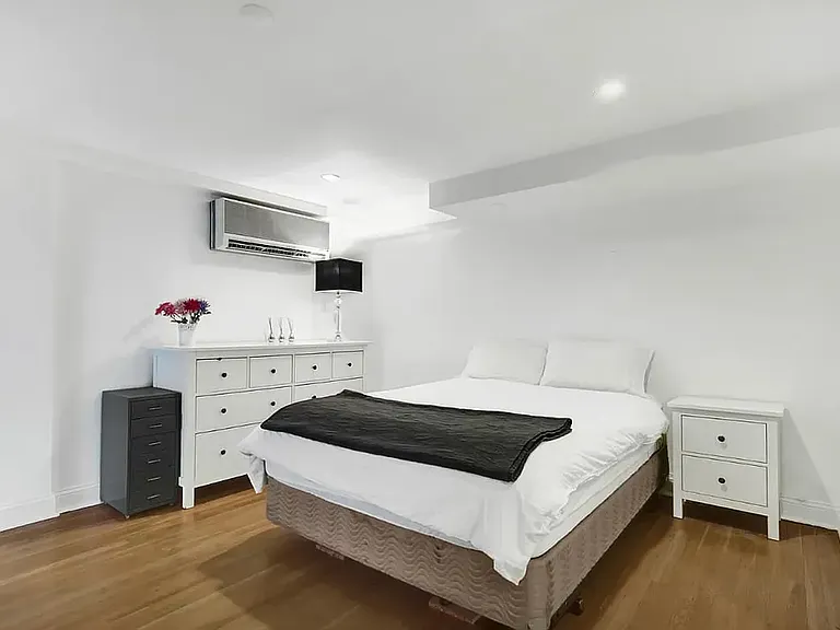 312 E 22nd St #3B — Photo 2
