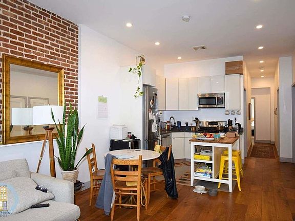 2nd image of 429 Greene Ave APT 2