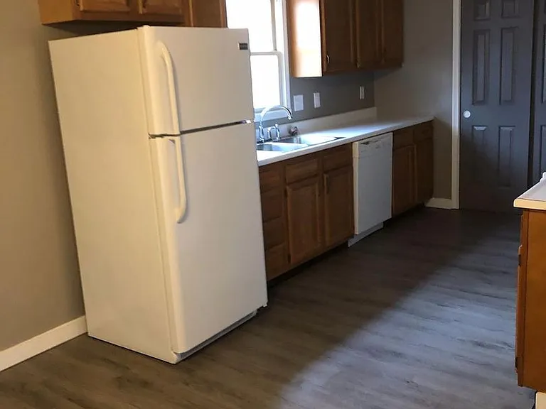 1808 Kraig Dr — Photo 2