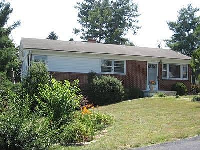 2nd image of 2520 S Sharlaine Dr