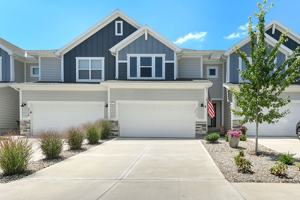3722 SW Walsh Dr - Property Image
