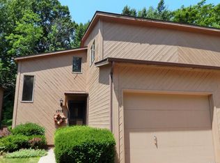 1719 Earthstone Dr, Valparaiso, IN 46383
