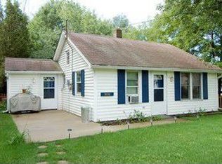 9103 Old Green Bay Rd, Pleasant Prairie, WI 53158