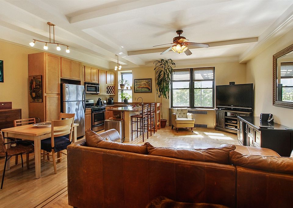 1st image of 50 Park Ter E APT 2L