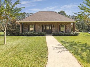 128 Robinson Kitts Rd, Leesville, LA 71446
