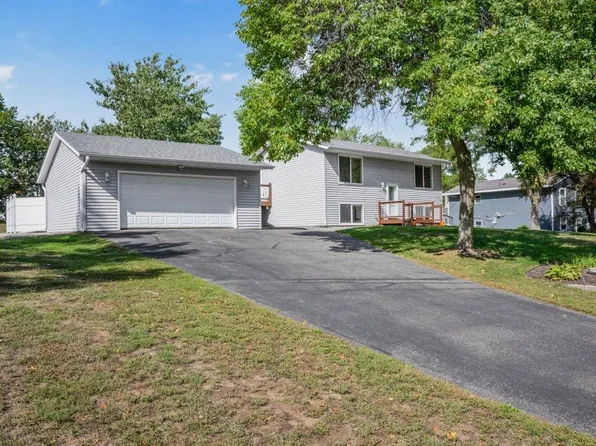 25480 102nd St NW, Zimmerman, MN 55398