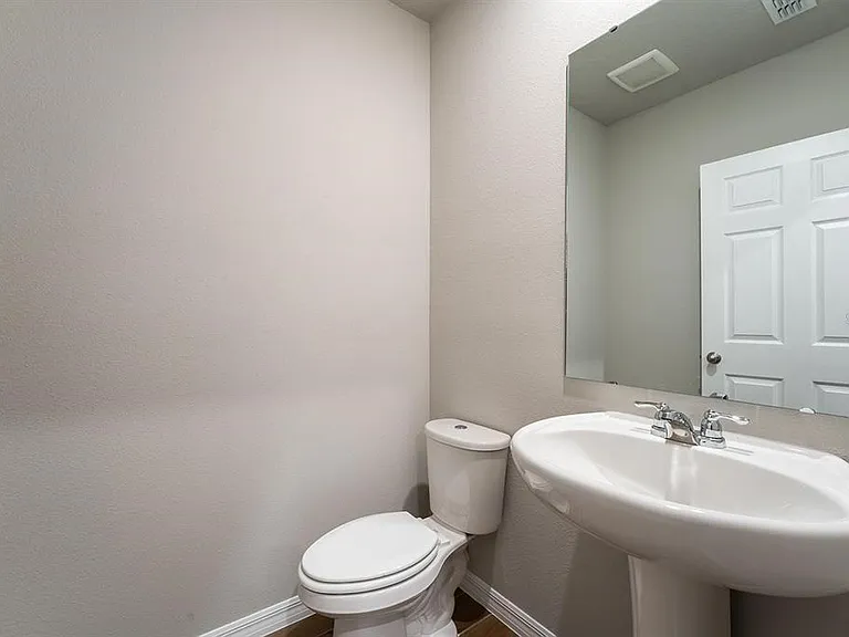 5252 Sanders Oak Trl — Photo 11