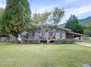 2225 Kings Bay Dr, Kingsport, TN 37660