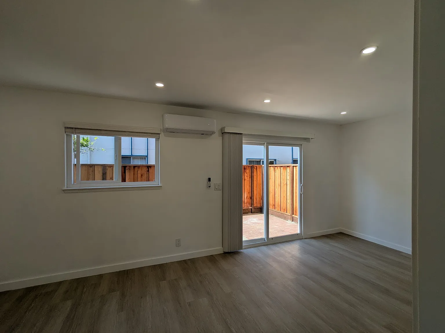 2 bed, 1.5 bath, 980 sqft, $3,800 — Photo 4