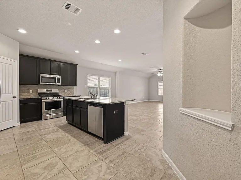 12623 City Village Ln — Photo 9