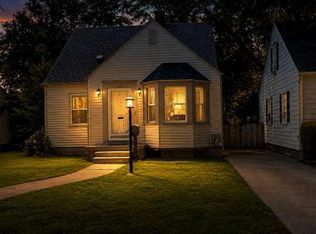 6612 Buckingham Ave, Allen Park, MI 48101