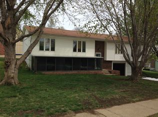 6550 SW 27th St, Topeka, KS 66614