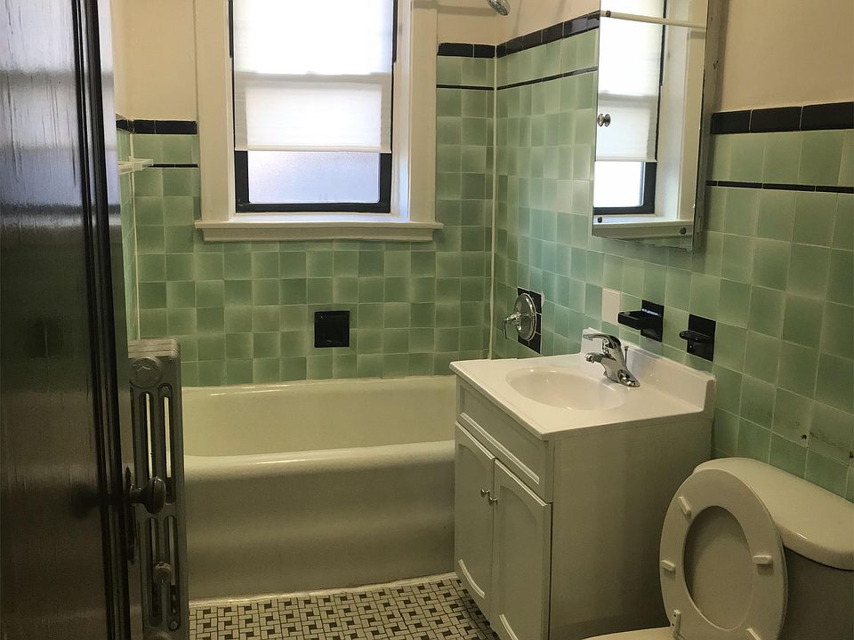 1st image of 1539 W 83rd St #1