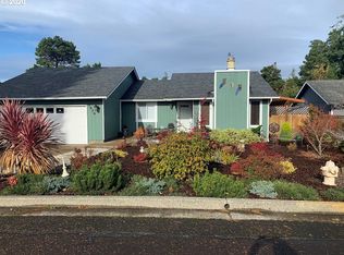2079 41st St, Florence, OR 97439
