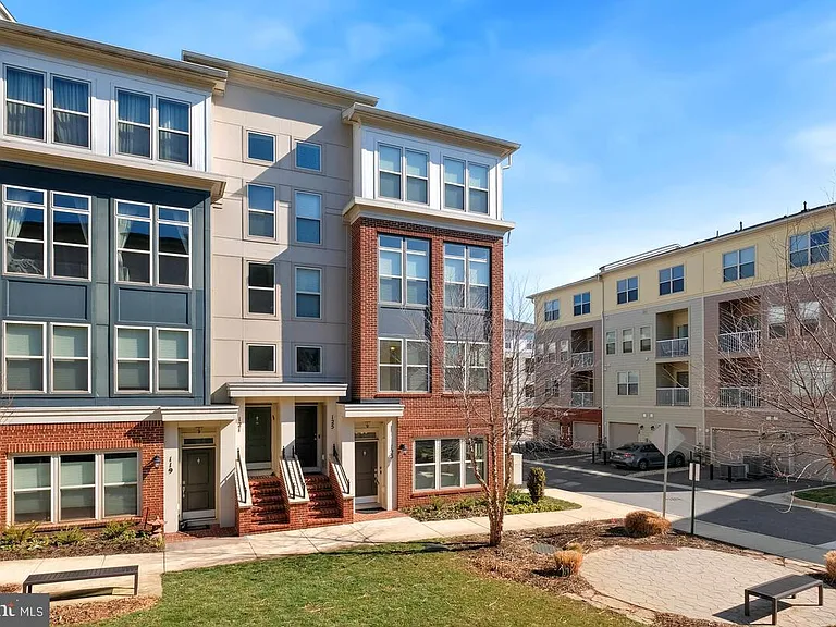 123 Copley Cir #35-A — Photo 2