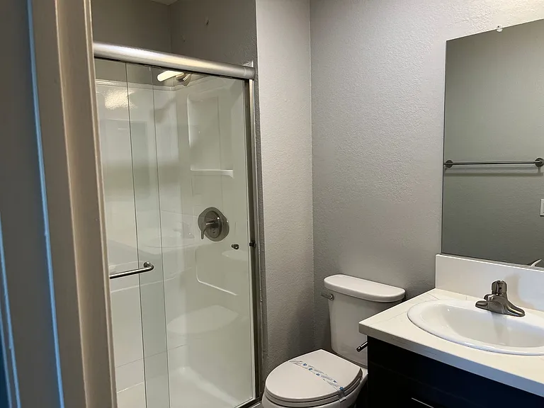 Corona Pointe Resort — Photo 198