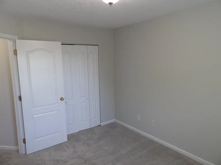 108 Charleston Ct — Photo 74