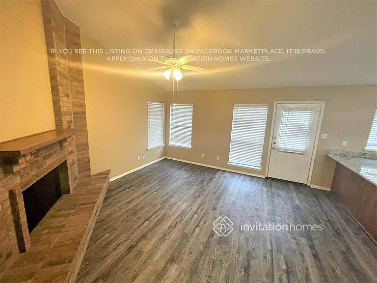1028 Twin Falls Dr — Photo 7