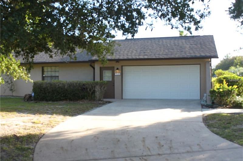 1st image of 1368 Wood Lake Cir