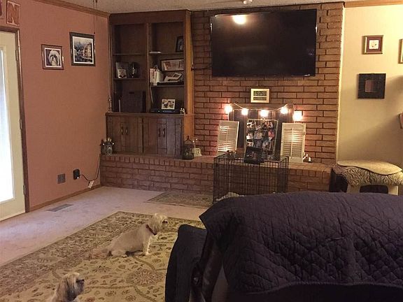 5th image of 3113 W Willowbrook Dr