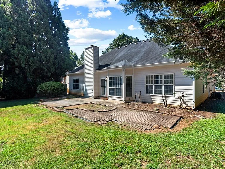 965 Dogwood Park Dr — Photo 37