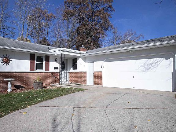 4th image of 2678 Bittersweet Ave