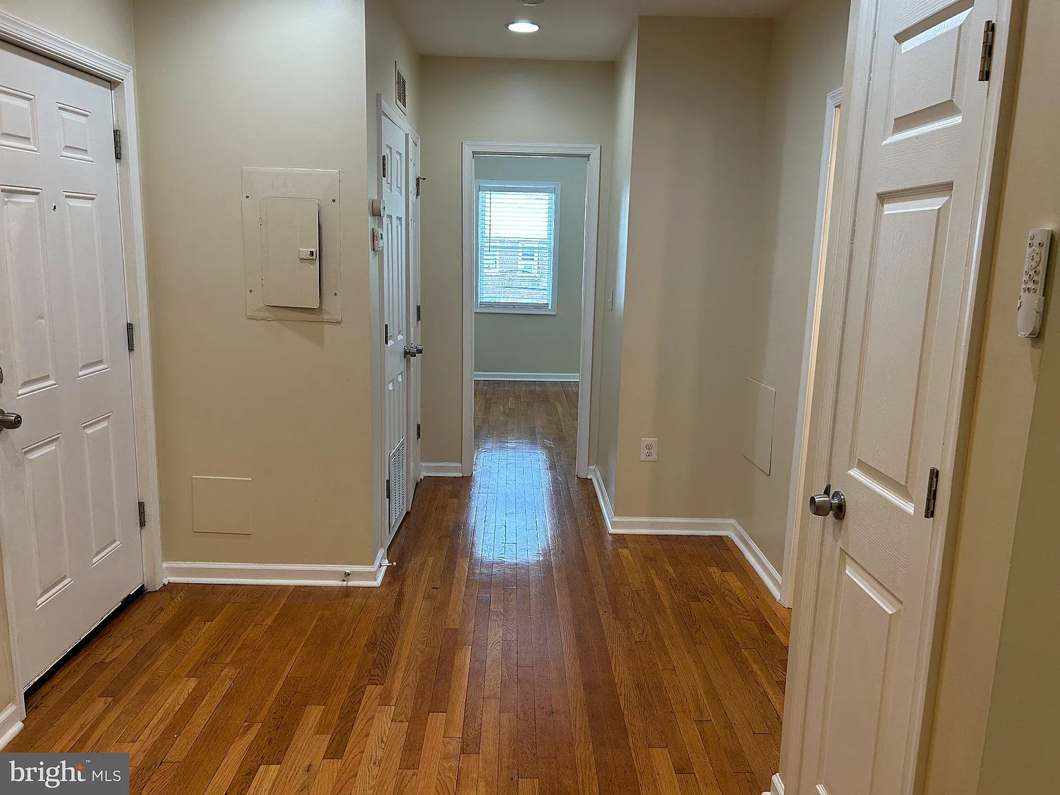 2 bed, 2.0 bath, 850 sqft, $1,850 — Photo 3