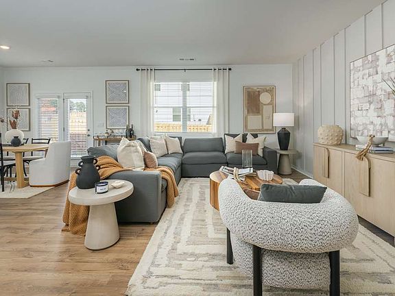 4th image of 3560 Matthew Ct