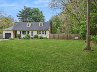 85 Wilson Ave, Medford, NY 11763