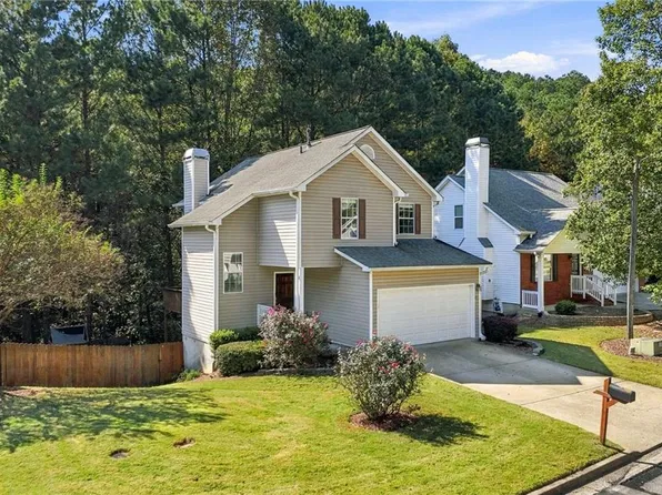 538 Parkstone Ln, Woodstock, GA 30189