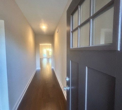 4th image of 1084 Westgate Dr