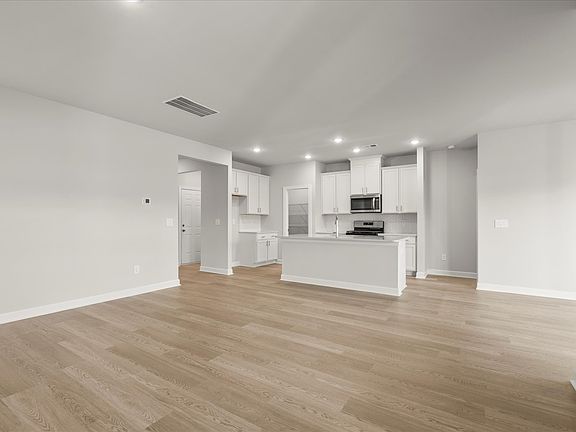 Welcome to the Chandler floorplan at The Farm at Wells Creek - Signature Collection.