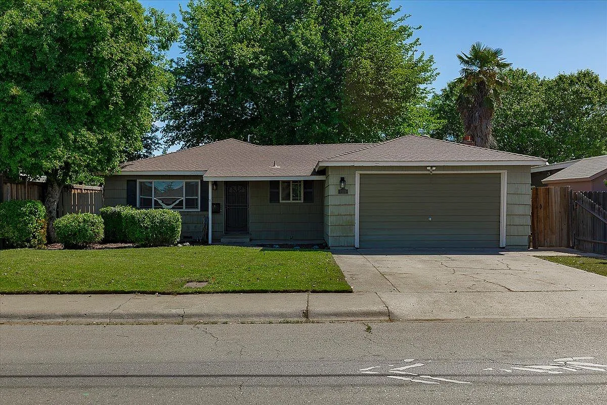 1119 West St photo 1