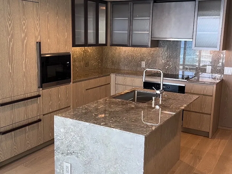 1 bed, 758 sqft, $5,400 — Photo 2
