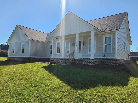 3rd image of 304 Hawkstead Dr