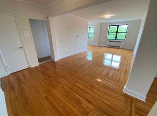 66-20 108th St #22M, Forest Hills, NY 11375