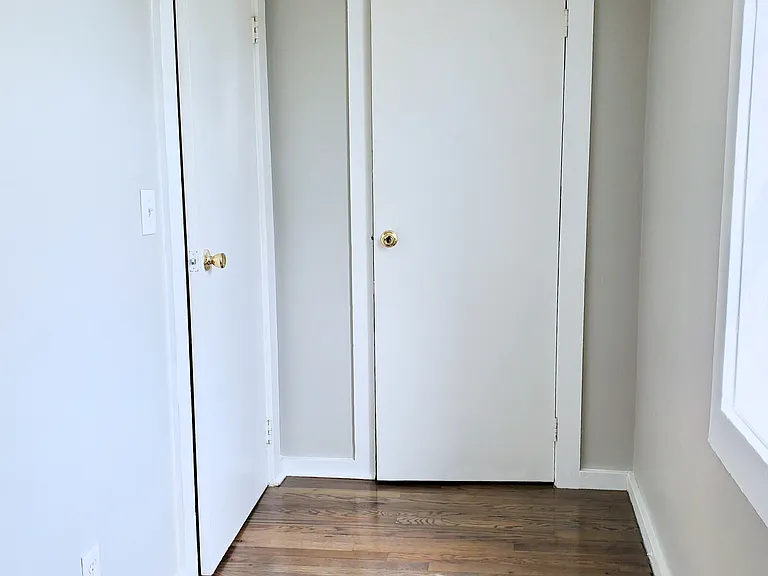 90 E 8th Ave #2 — Photo 15