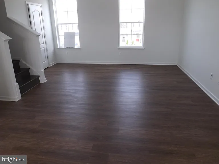 26 Kirby Ct — Photo 8