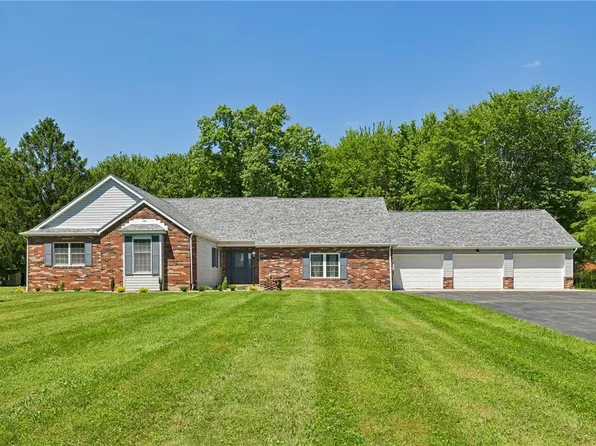 296 Crestview Rd, Slippery Rock, PA 16057