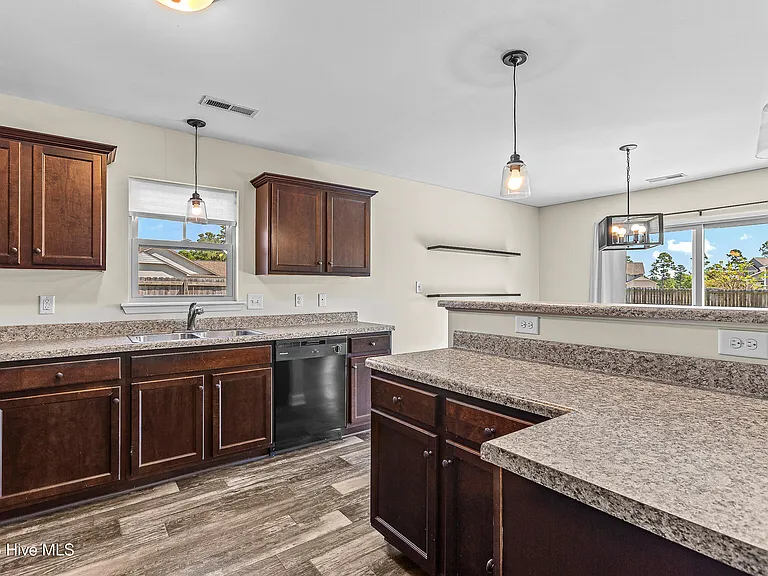 120 Prospect Dr — Photo 12